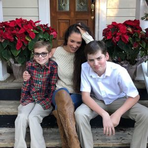 Meet your Posher, Whitney